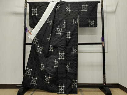 平和屋着物▽上質な紬 単衣 天井花文 黒地 正絹 逸品 CAAP5517ut