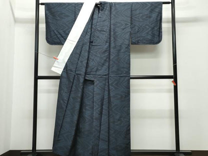 平和屋着物▽本場大島紬 単衣 吉祥文 正絹 逸品 未使用 CAAQ0040vf