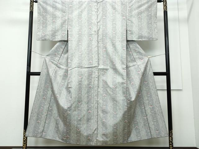 平和屋着物●本場大島紬　白大島　7マルキ　花唐草間道　正絹　逸品　CAAQ9142vf