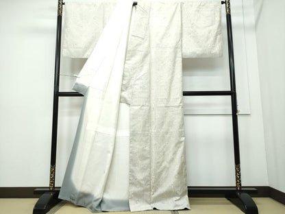 平和屋着物●本場大島紬　白大島　9マルキ　花唐草文　正絹　逸品　CAAQ9149vf
