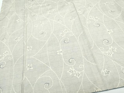 平和屋着物●本場大島紬　白大島　9マルキ　花唐草文　正絹　逸品　CAAQ9149vf