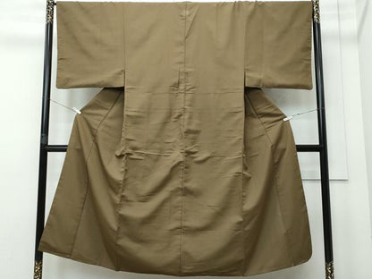 平和屋着物●男性　お召　色無地　朽葉色　高島屋扱い　正絹　逸品　CAAQ9199vf