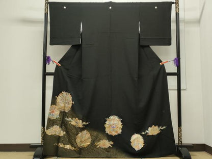 平和屋着物●豪華黒留袖　作家物　動物狩猟文　暈し染め　金彩　正絹　逸品　CAAQ9423th
