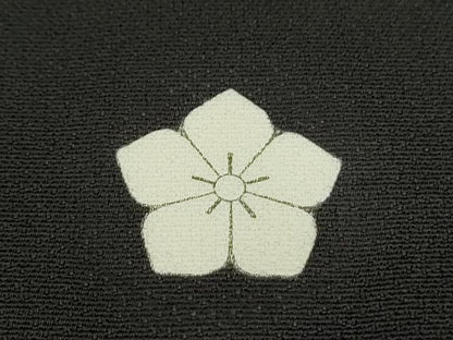 平和屋着物●豪華黒留袖　作家物　動物狩猟文　暈し染め　金彩　正絹　逸品　CAAQ9423th