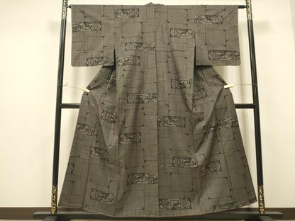 平和屋着物●本場大島紬 7マルキ 泥染め 陶器吉祥花文 正絹 逸品 未使用 CAAQ9583th