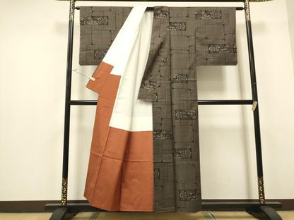 平和屋着物●本場大島紬 7マルキ 泥染め 陶器吉祥花文 正絹 逸品 未使用 CAAQ9583th