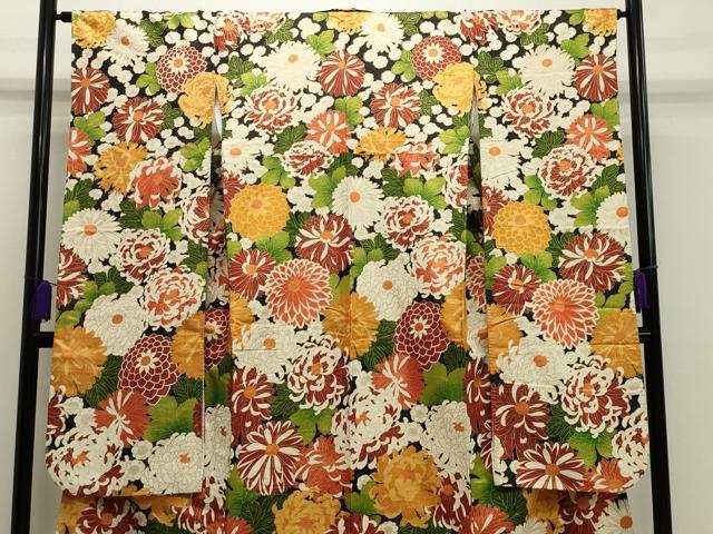 平和屋着物●豪華振袖 駒刺繍 乱菊花文 黒地 金彩 金通し地 正絹 逸品 CAAR0829gh