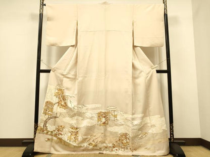 平和屋着物●銀座きしや　色留袖　駒刺繍　雲重ね貝桶草花文　金彩　正絹　逸品　CAAR1375hy