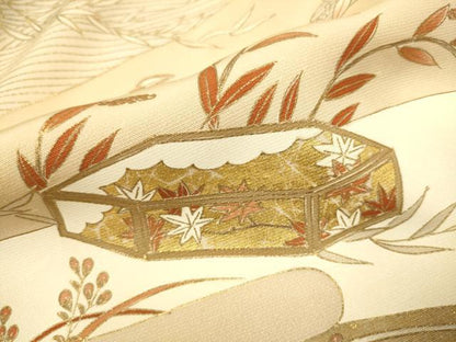 平和屋着物●銀座きしや　色留袖　駒刺繍　雲重ね貝桶草花文　金彩　正絹　逸品　CAAR1375hy