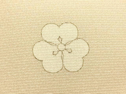 平和屋着物●銀座きしや　色留袖　駒刺繍　雲重ね貝桶草花文　金彩　正絹　逸品　CAAR1375hy