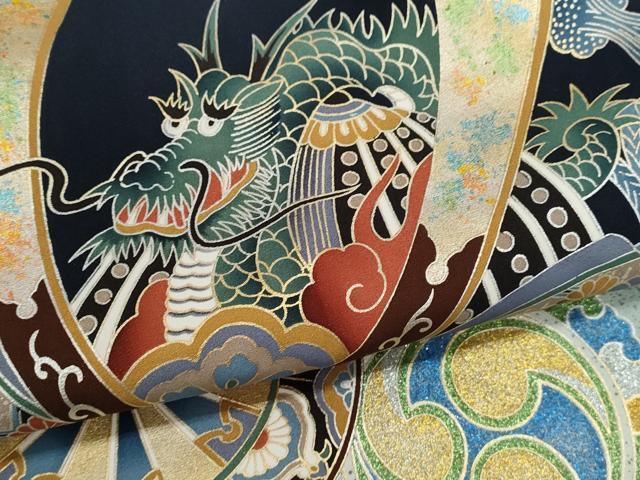 平和屋着物[]お宮参り　男の子　祝着　産着　初着　のしめ　龍　兜　松竹梅吉祥文　暈し染め　金銀彩　逸品　CAAR6604ze
