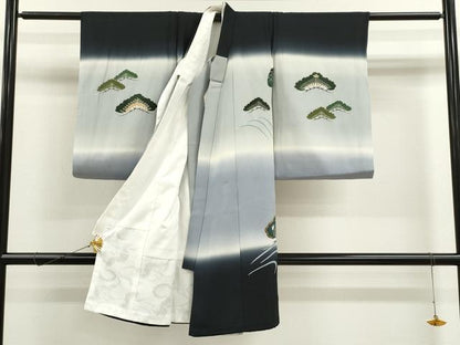 平和屋着物[]お宮参り　男の子　祝着　産着　初着　のしめ　鷹　宝尽くし松笹文　暈し染め　金彩　逸品　CAAR6616ze