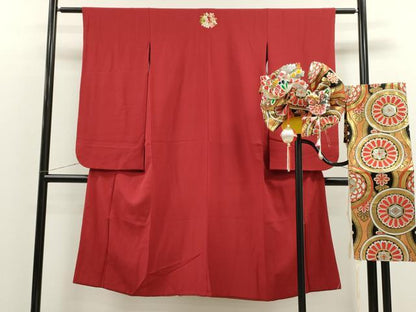 平和屋着物[]こむさでもーど・COMME CA DU MODE　七五三　女の子　７歳　祝着　四つ身　飾り帯セット　色無地　深緋色　逸品　CAAR6654ze