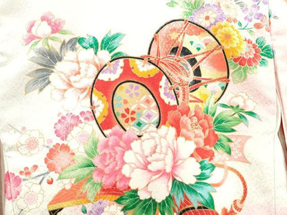平和屋着物[]お宮参り　女の子　祝着　産着　初着　のしめ　吉祥舞蝶草花文　暈し染め　金彩　洗える着物　CAAR6676ze