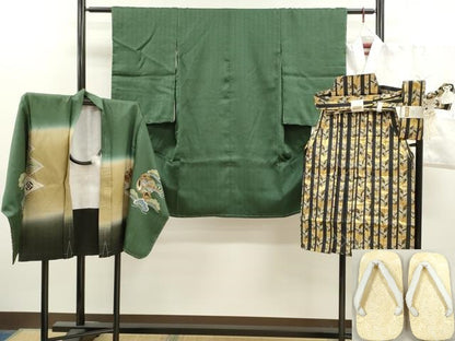 平和屋着物[]七五三　男の子　祝着・羽織・長襦袢・行灯袴・小物セット　色無地　菱飛鶴地紋　千歳緑色　逸品　未使用　CAAR6744ze