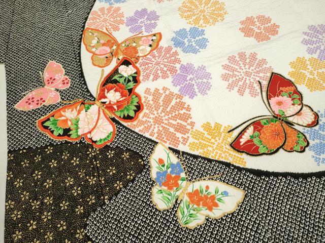 平和屋着物[]七五三　女の子　７歳　祝着　四つ身　刺繍　舞蝶草花文　金彩　洗える着物　CAAR6795ze