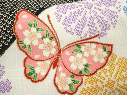 平和屋着物[]七五三　女の子　７歳　祝着　四つ身　刺繍　舞蝶草花文　金彩　洗える着物　CAAR6795ze