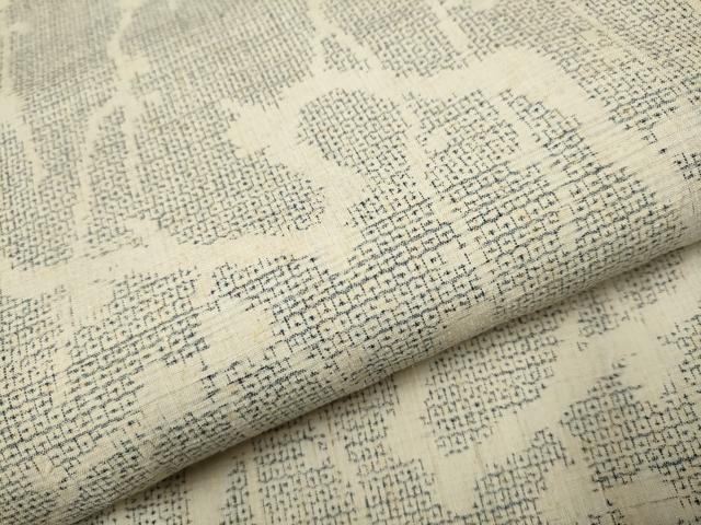 平和屋着物●本場結城紬 重要無形文化財 100亀甲 枝梅文 正絹 逸品 CAAR7846hy