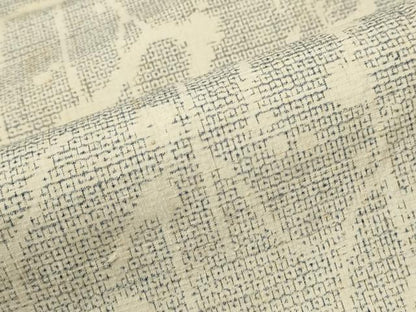 平和屋着物●本場結城紬 重要無形文化財 100亀甲 枝梅文 正絹 逸品 CAAR7846hy