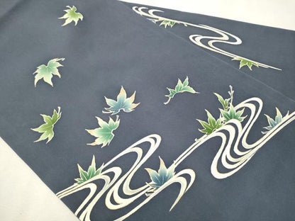 平和屋着物●塩瀬　九寸名古屋帯　流水舞葉文　金彩　正絹　逸品　CAAR7901hy