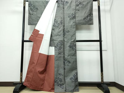平和屋着物●本場大島紬　9マルキ　飛鳥草木文　正絹　逸品　CAAR8082vf