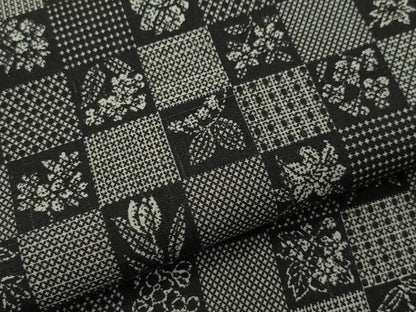 平和屋着物●上質な紬 市松草花文 証紙付き 正絹 逸品 CAAR8096vf
