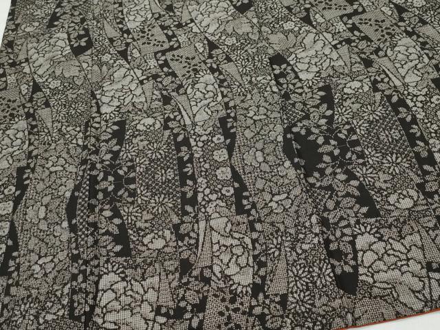 平和屋着物○本場大島紬 成田染織物謹製 泥染め 割り込み絣 草花文