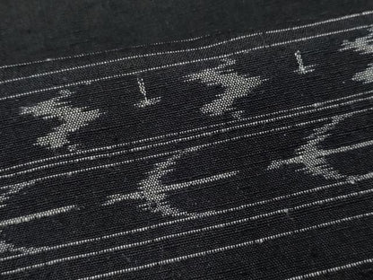 平和屋着物●上質な紬　絣文様　正絹　逸品　CAAR8209vf