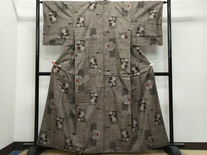 平和屋着物●本場大島紬 7マルキ 泥染め 笹花片輪車文 正絹 逸品 未使用 CAAR8248vf