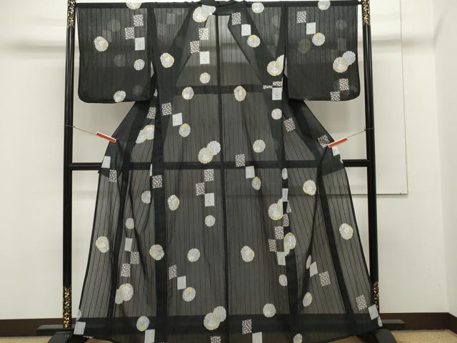平和屋着物＊夏物 小紋 紗 雪輪兎草花文 黒地 洗える着物 CAAQ1233evm
