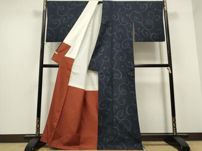 平和屋着物●上質な紬　80亀甲　唐草文　正絹　逸品　CAAS0010th