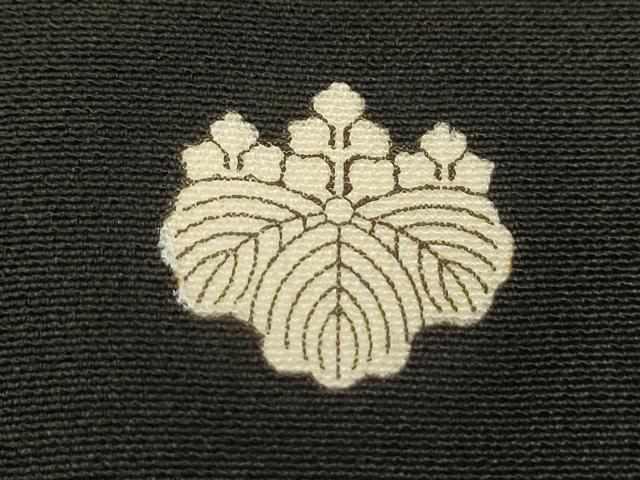 平和屋着物●人間国宝・羽田登喜男　豪華黒留袖　鴛鴦枝花文　正絹　逸品　CAAS0074th