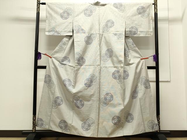 平和屋着物●本場大島紬 白大島 9マルキ 絵皿花文 総絣 正絹 逸品 CAAS0237th