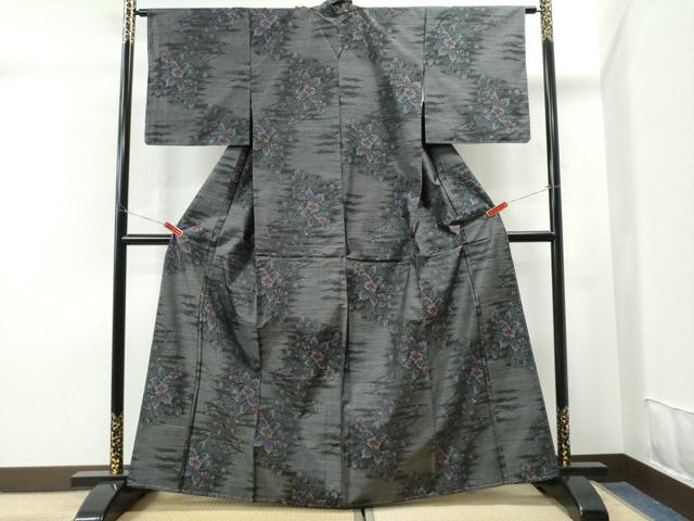 平和屋着物●本場大島紬　泥染め　霞草花文　正絹　逸品　未使用　CAAS6811yc