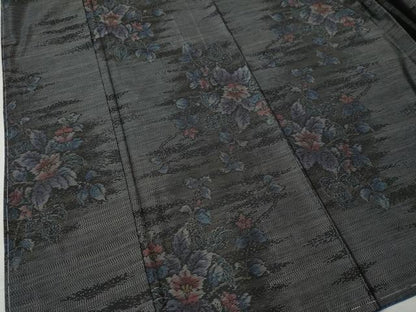 平和屋着物●本場大島紬　泥染め　霞草花文　正絹　逸品　未使用　CAAS6811yc