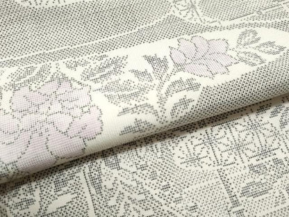 平和屋着物●本場大島紬　白大島　9マルキ　霞笹竹吉祥花唐草文　正絹　逸品　未使用　CAAS6951yc