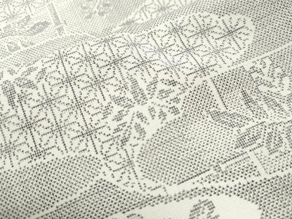 平和屋着物●本場大島紬　白大島　9マルキ　霞笹竹吉祥花唐草文　正絹　逸品　未使用　CAAS6951yc