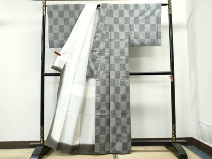 平和屋着物●本場大島紬 9マルキ 市松文様 正絹 逸品 CAAS7068yc