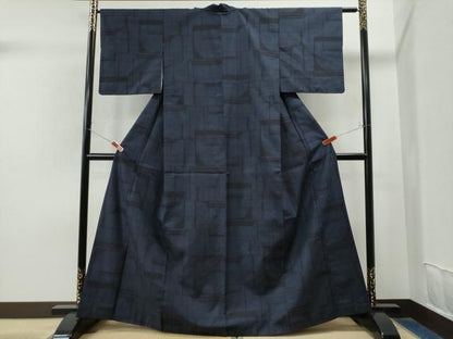 平和屋着物●本結城紬 80亀甲 色紙重ね吉祥文 まつもと謹製 反端付き 正絹 逸品 CAAS7166yc