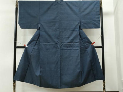 平和屋着物●男性　本場大島紬　100亀甲　総詰め　正絹　逸品　CAAS7236yc