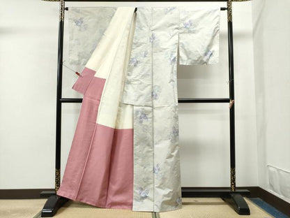 平和屋着物●本場大島紬　白大島　9マルキ　総絣　舞蝶文　正絹　逸品　CAAS7307yc