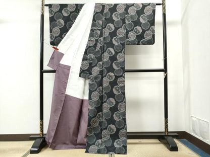 平和屋着物●上質な紬 雪輪吉祥花唐草文 黒地 正絹 逸品 CAAS7309yc