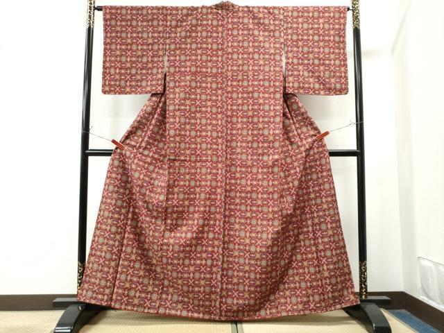 平和屋着物●上質な紬 　結城紬織　花唐草文　証紙付き 　正絹　逸品　未使用　CAAS7351yc