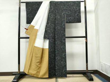 平和屋着物●上質な紬 唐草文 黒地 正絹 逸品 CAAS7496yc
