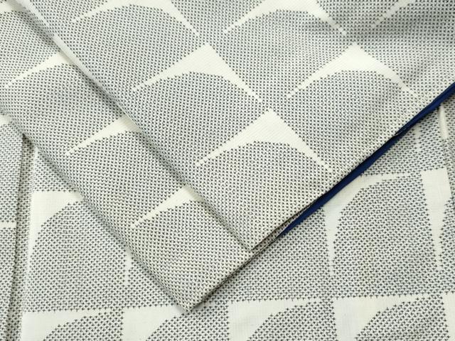 平和屋着物●本場大島紬　白大島　7マルキ　吉祥文　正絹　逸品　CABE2756yc