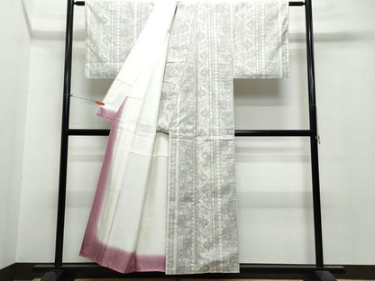 平和屋着物●本場大島紬　白大島　9マルキ　更紗花唐草文　正絹　逸品　CAAS8755vf