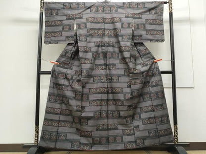 平和屋着物●本場大島紬 9マルキ 横段吉祥花文 証紙付き 正絹 逸品 CAAS9241th