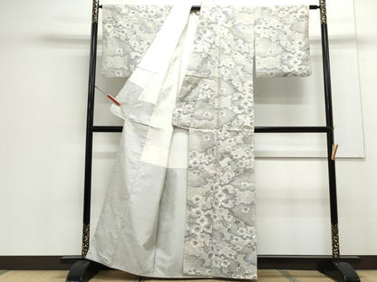 平和屋着物●本場大島紬 白大島 7マルキ 雲重ね枝花文 総絣 正絹 逸品 CAAS9256th