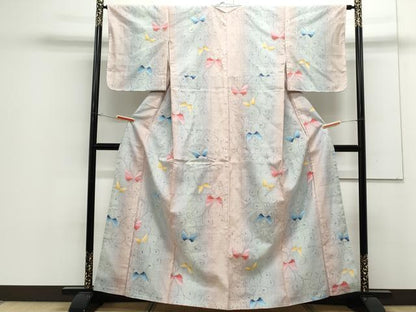平和屋着物●上質な紬　唐草舞蝶文　正絹　逸品　CAAS9286th