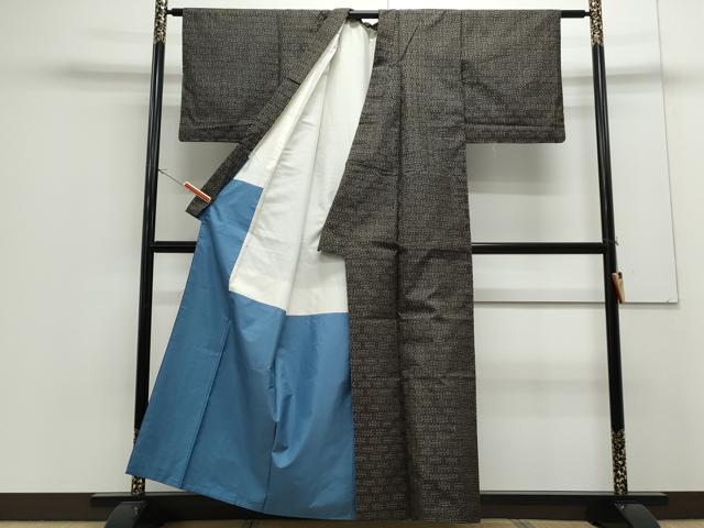 平和屋着物●本場大島紬　龍郷絣　秋名バラ　正絹　逸品　CAAS9289th